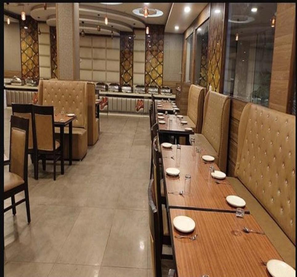 Jiya Green Garden & Banquet, Sonipat Zewnętrze zdjęcie